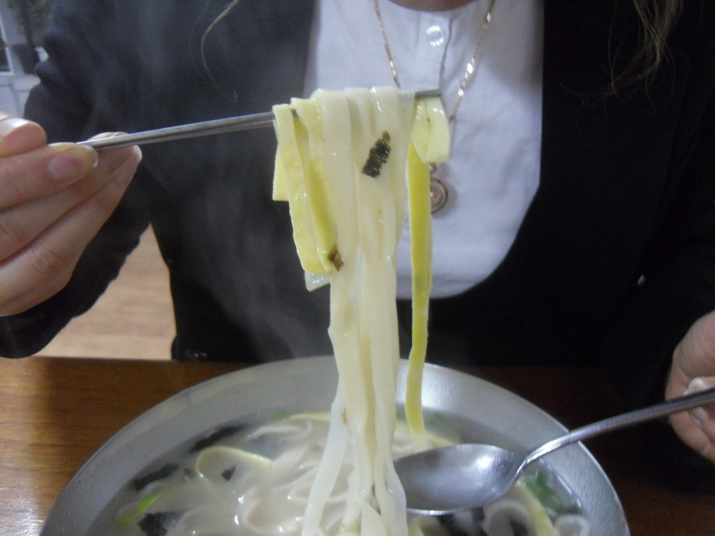 골목칼국수 이미지