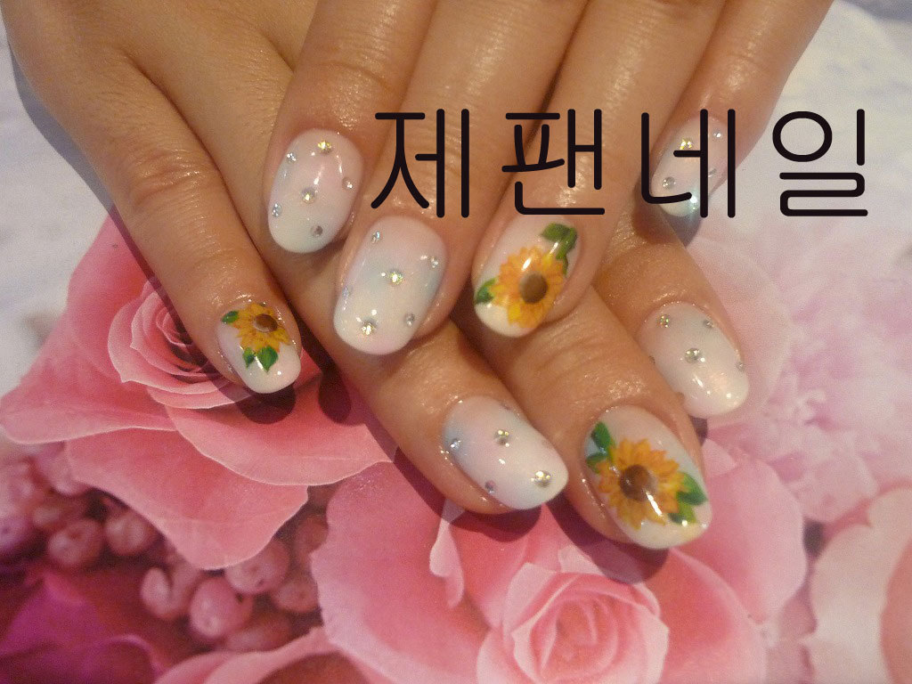 네일브러쉬 이미지
