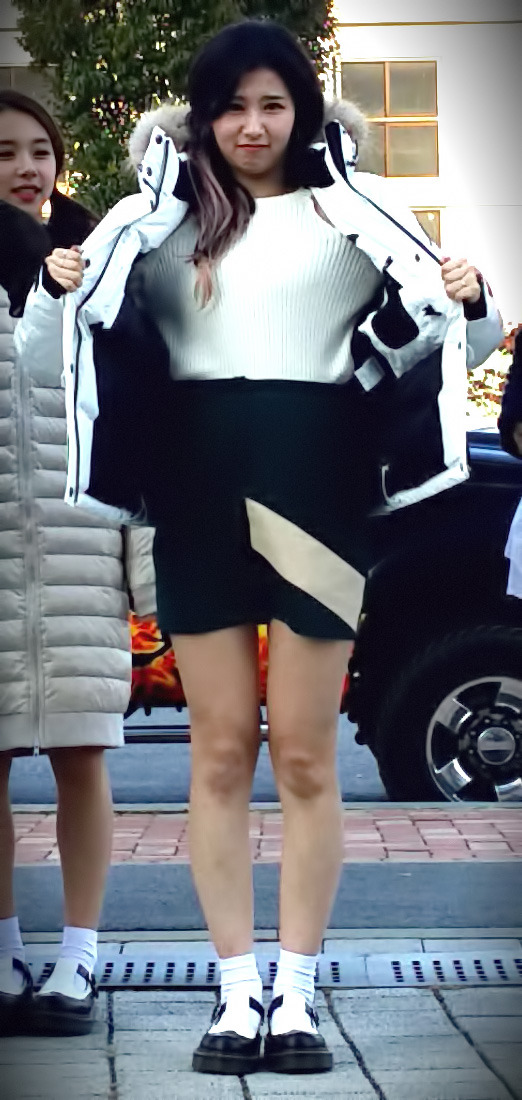 [트와이스] 사나: 여러분 춥죠? 일루 오세요..ㅎㅎ | 인스티즈