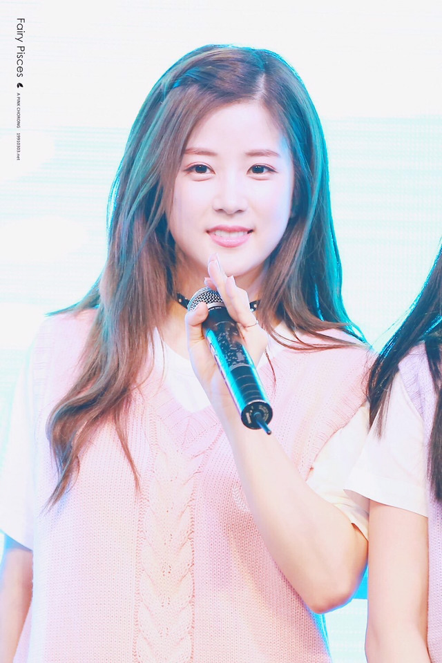 [에이핑크] 6월의 마지막 업로드는 누구로 할까 고민하다가 박초롱 | 인스티즈