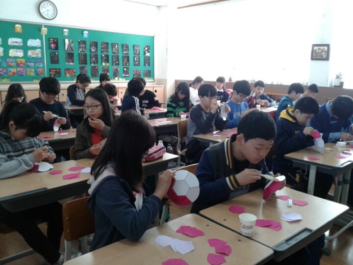 팔룡초등학교 이미지