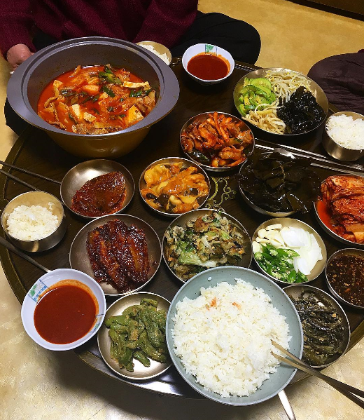 가수 테이에게 라면 한 봉지란?.jpg + 밥 한공기 추가 | 인스티즈