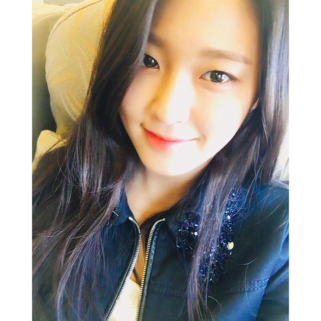 오랜만이에요! 1일 1설현 | 인스티즈