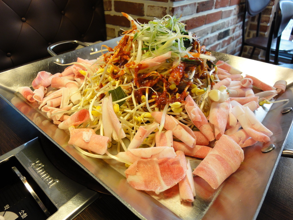 돼지고기 vs 소고기 | 인스티즈