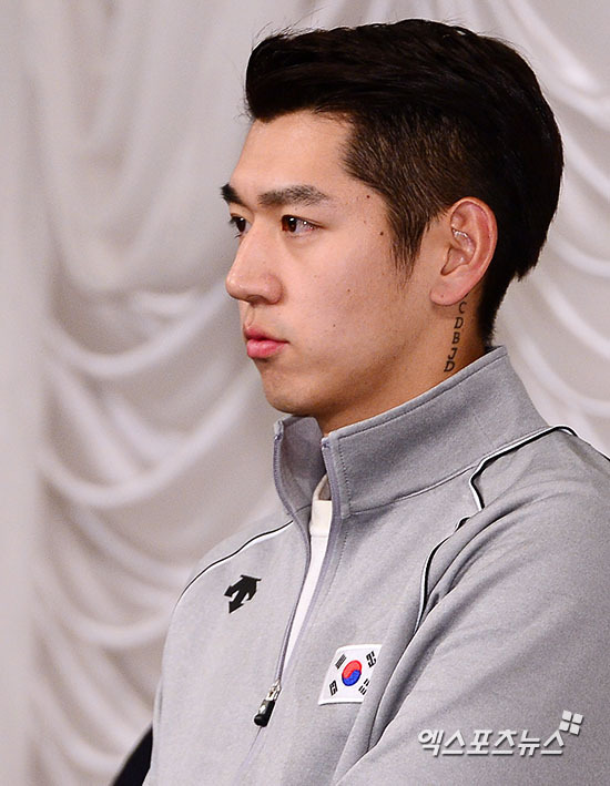 오늘자 프리미어12 대표팀 소집 이대은.jpg | 인스티즈