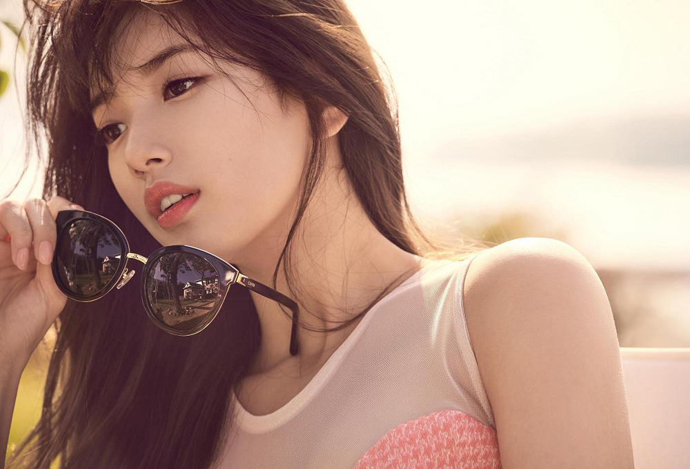 수지, 선글라스 화보 공개…"세련미 넘치는 미모" | 인스티즈
