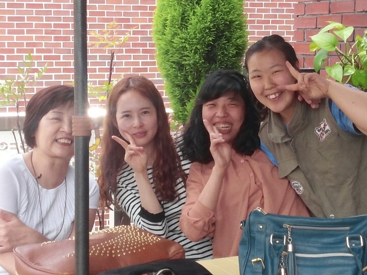 챠이홍 이미지