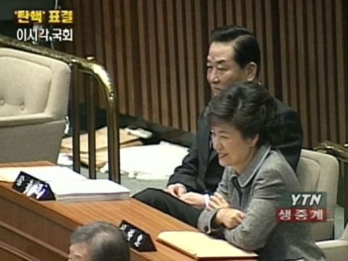 문재인 VS 김기춘 | 인스티즈