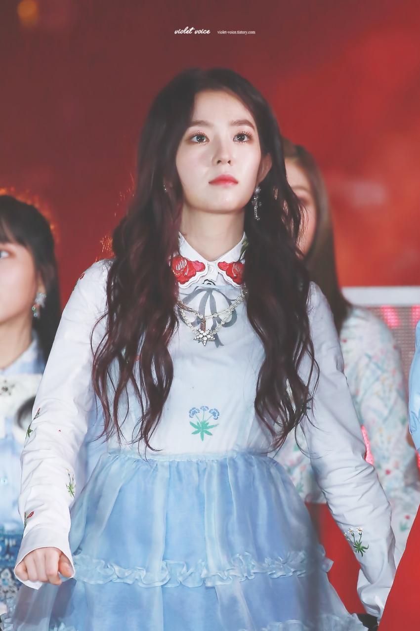 매년 연말 시상식에서 미모 폭발하는 아이린.jpgif | 인스티즈