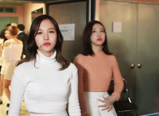 분위기 있는 미나리.gif | 인스티즈