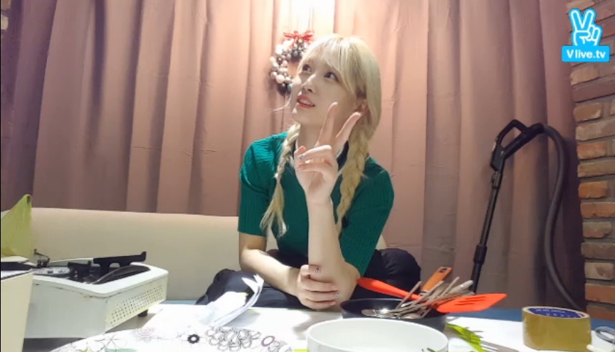 [트와이스] 모구리 모모의 MANIA V!! 쿡방 시작! | 인스티즈