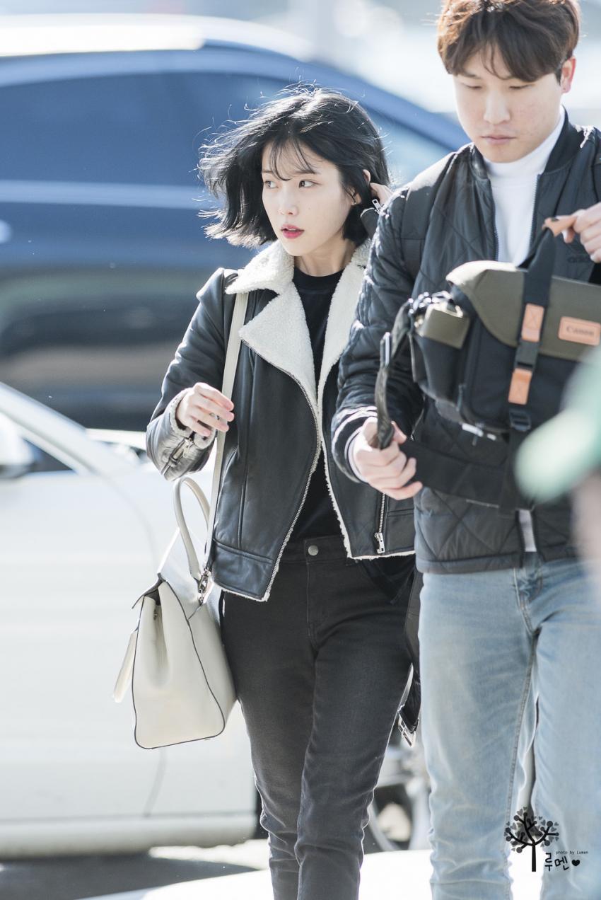 오늘자 아이유 | 인스티즈