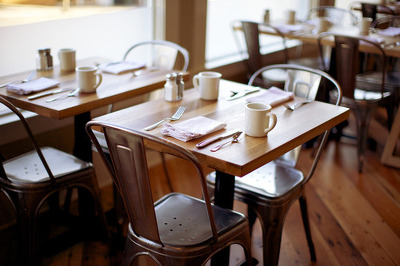 한 철 머무는 마음에게 서로의 전부를 쥐어주던 때가 우리에게도 있었다 | 인스티즈