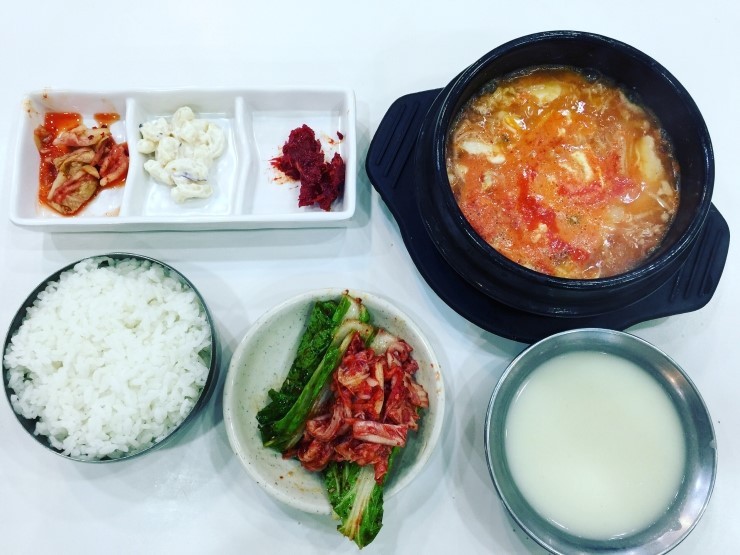 한국 대학들의 1000원짜리 아침 학식 | 인스티즈