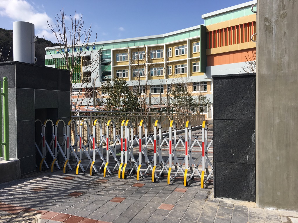 지한초등학교 이미지