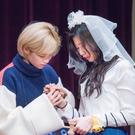 트와이스 사나의 매력.gif | 인스티즈