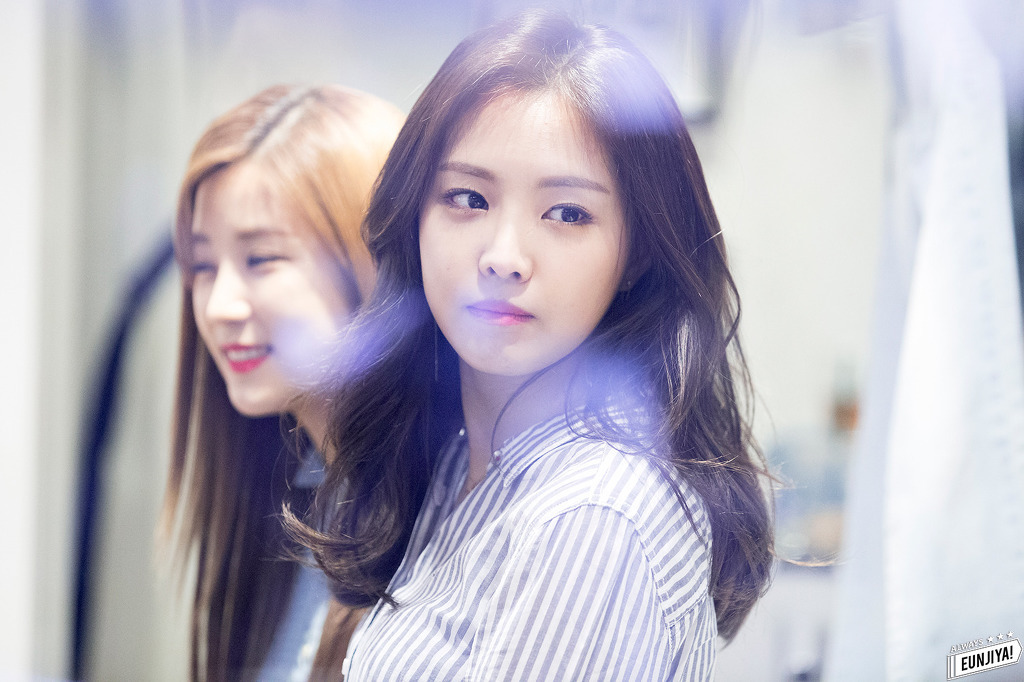 진짜 어떻게 이렇게 예쁘냐♥ | 인스티즈