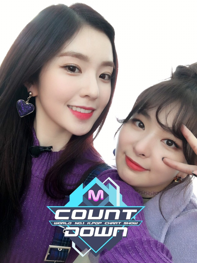 [레드벨벳] 한결같은 셀카자세 아이린 | 인스티즈