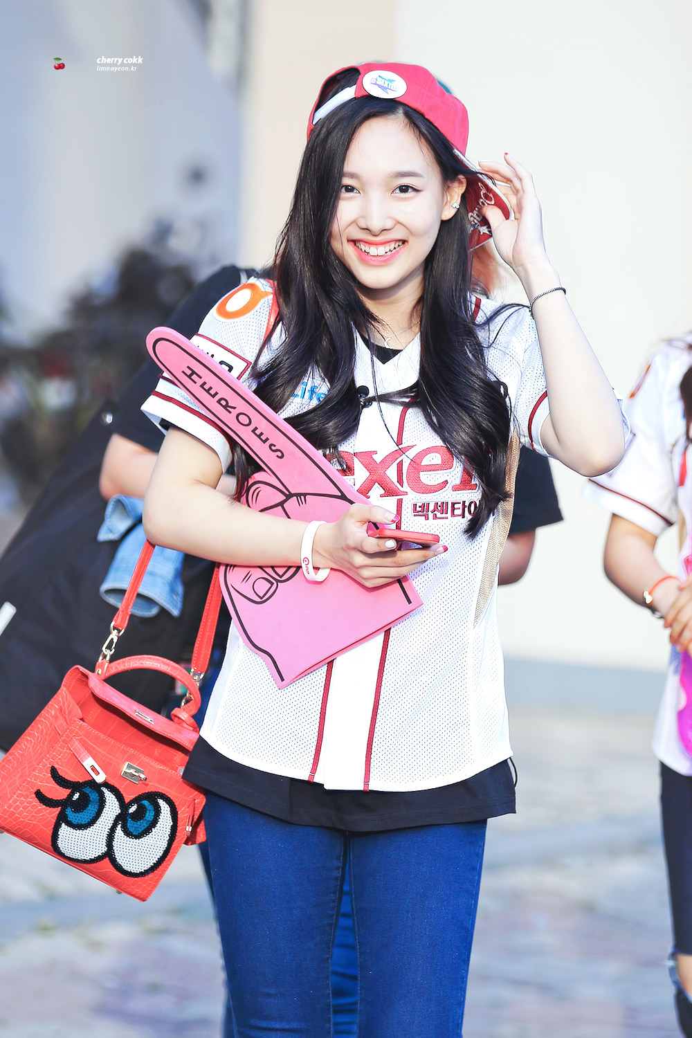 앞니가 매력적인 아이돌 | 인스티즈