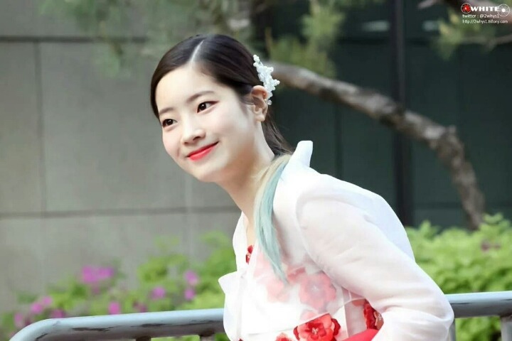 [트와이스] 추석기념 한복 입은 다현이 | 인스티즈