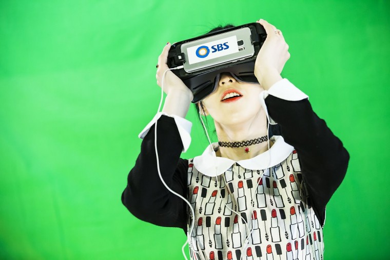 [레드벨벳] 방송중에 VR 체험하는 슬기 | 인스티즈