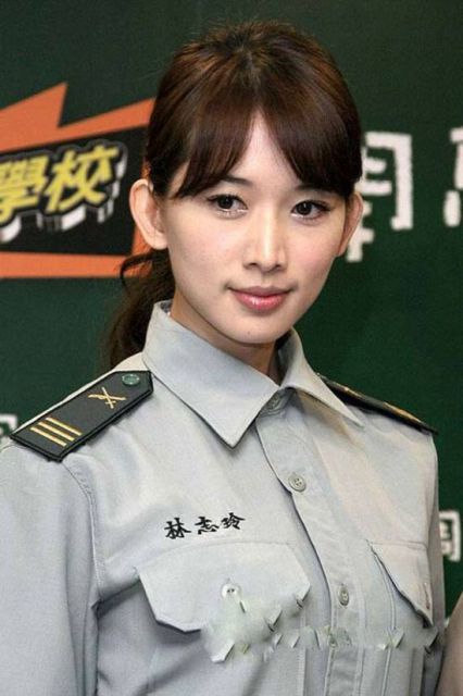 세계 미녀 여군.jpg | 인스티즈
