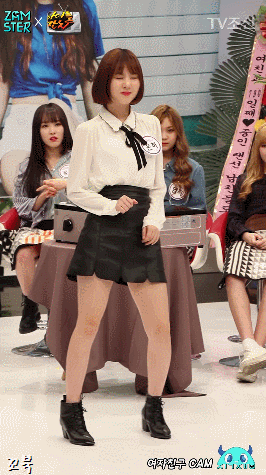 여자친구의 은하가 섹시댄스를 시도하고 있다.gif | 인스티즈