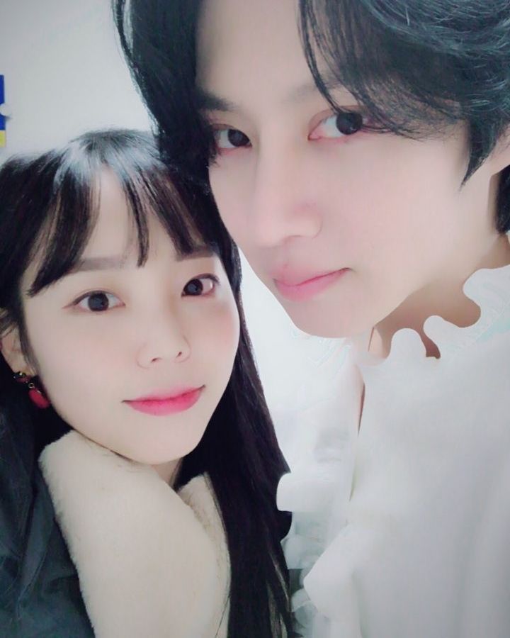 우주대스타와 콘서트에서 사진 찍은 사람들 | 인스티즈