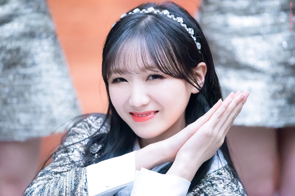 [러블리즈] 오늘의 저녁은 딤섬과 우육면이라서 수정이 | 인스티즈