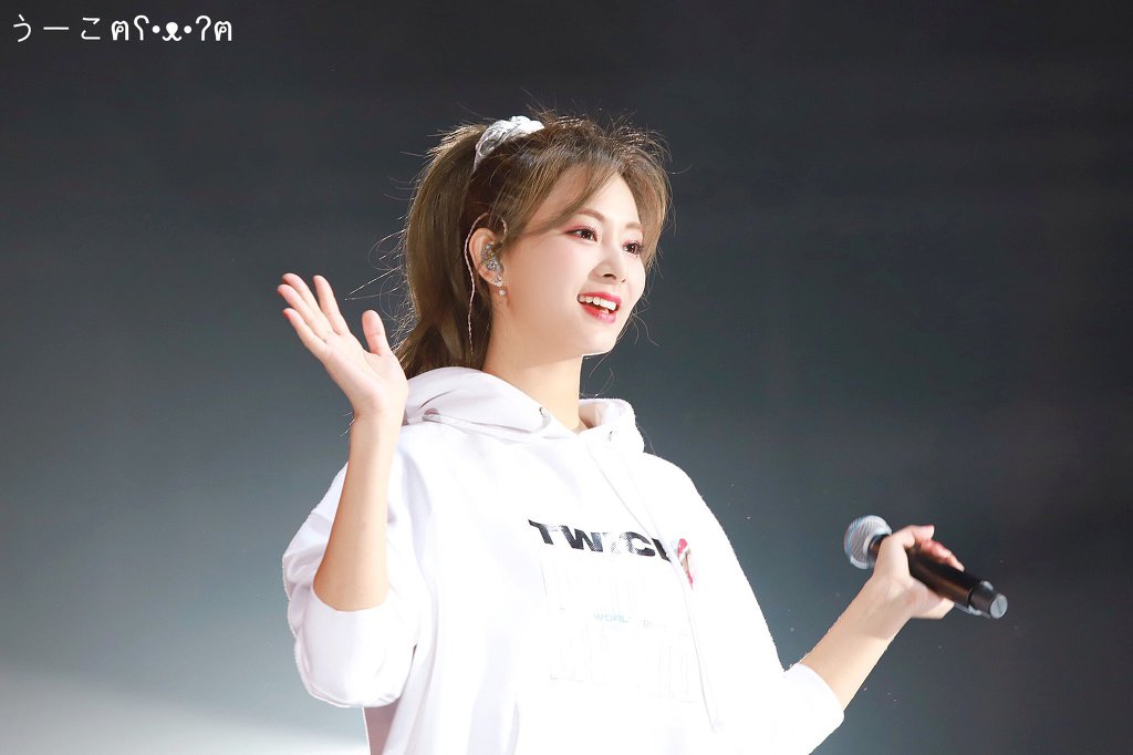 머리묶은 쯔위.jpgif | 인스티즈