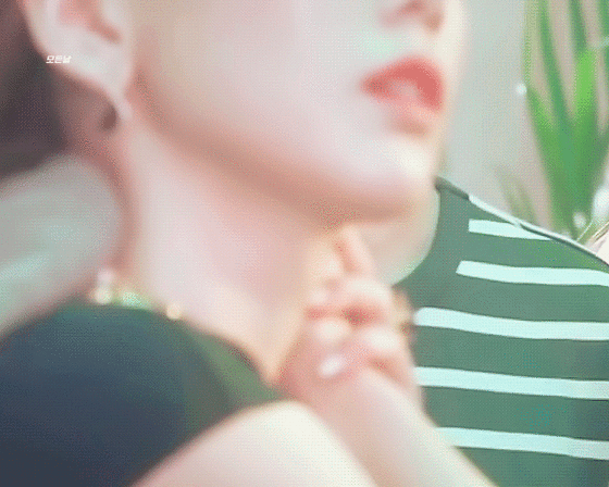 9926844A5C55C1F5337957