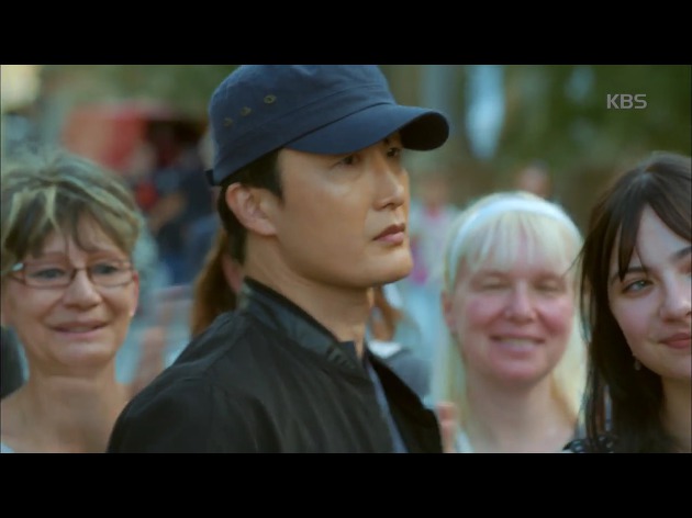 서강준이 재벌3세와 로봇 1인 2역을 하는 서강준 짱잘이 개연성인 드라마.jpgif | 인스티즈