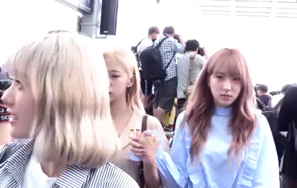 우주소녀 인천공항 움짤 | 인스티즈