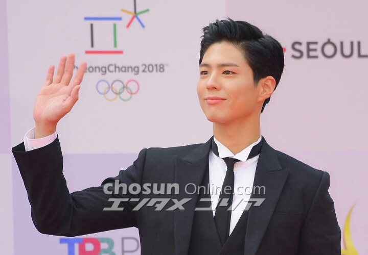 박보검 쓰리피스 수트 코디 수준.JPG | 인스티즈