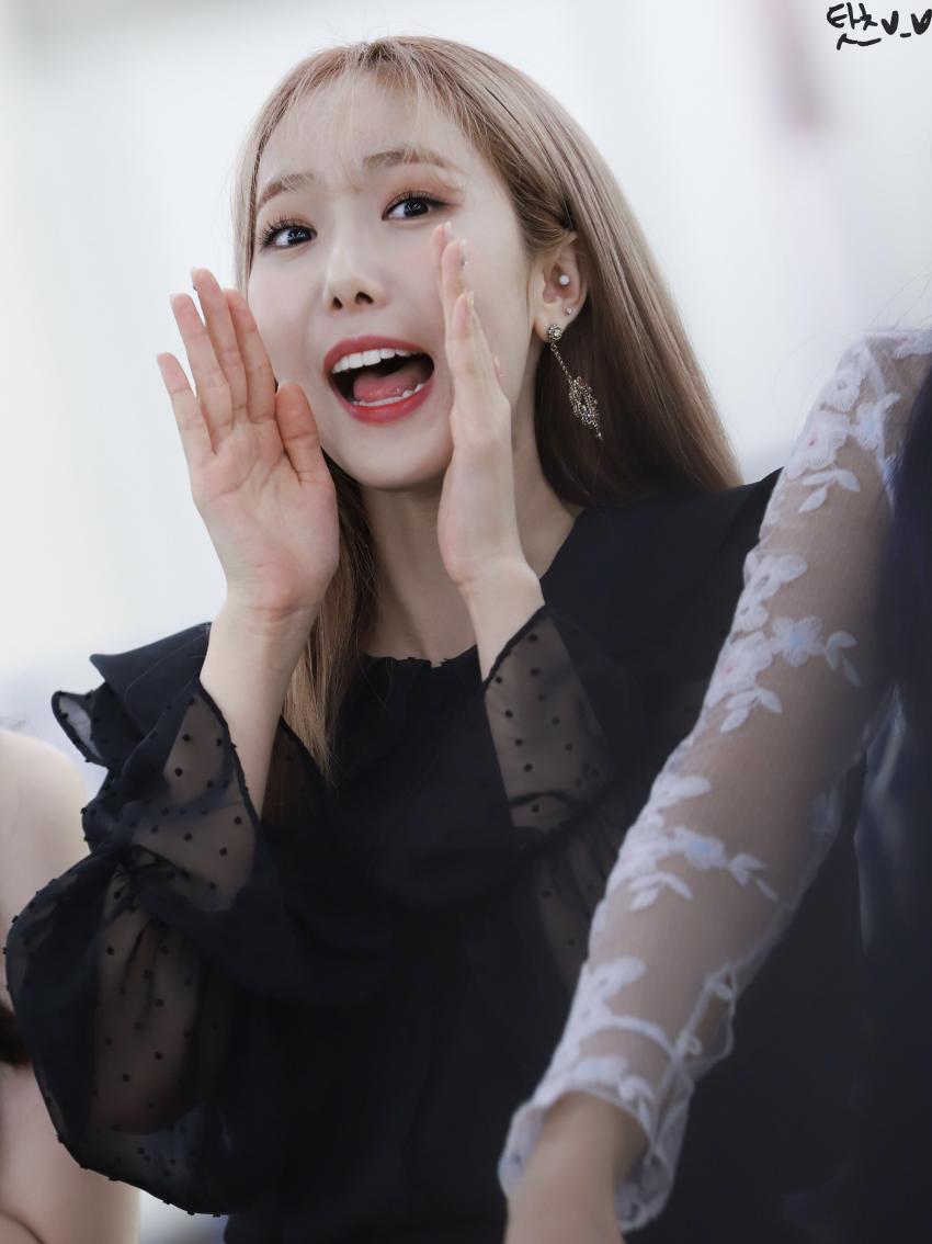 점심시간이라서 여자친구 신비 | 인스티즈