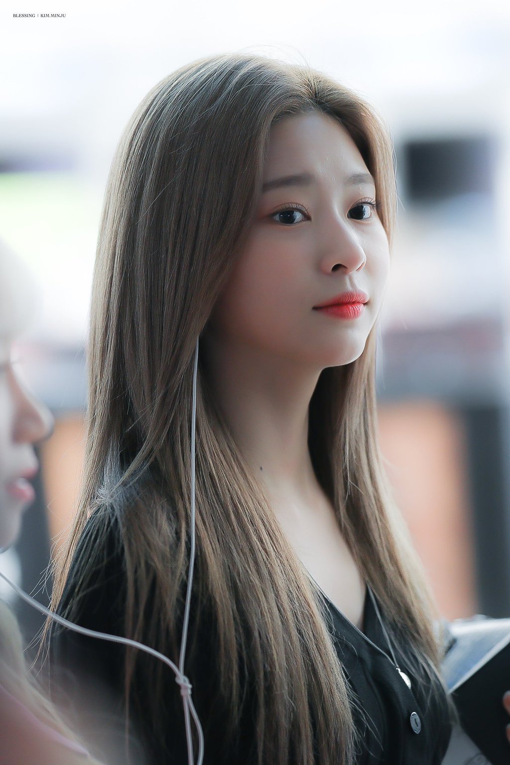 좀이쁜거같은 아이즈원 민주.jpg | 인스티즈