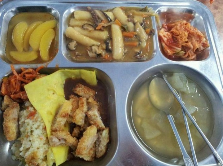 백종원이 이사로 있는 고등학교 급식 | 인스티즈