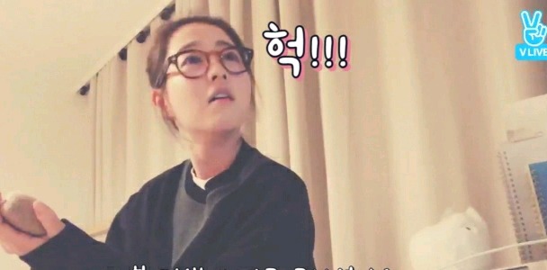 지하철 탔는데 옆자리에 본인 영상보는 시민을 만난 박보영 | 인스티즈