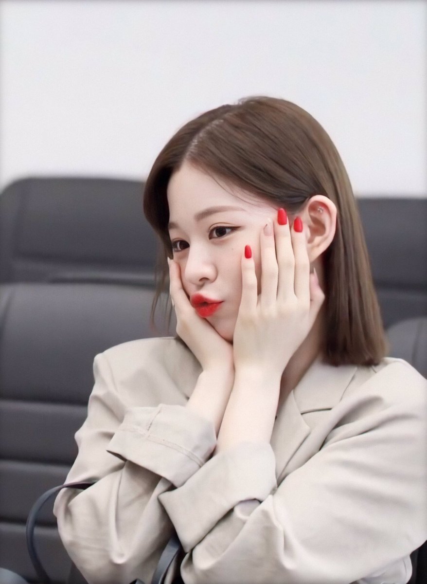 프로미스나인 이채영.jpgif | 인스티즈