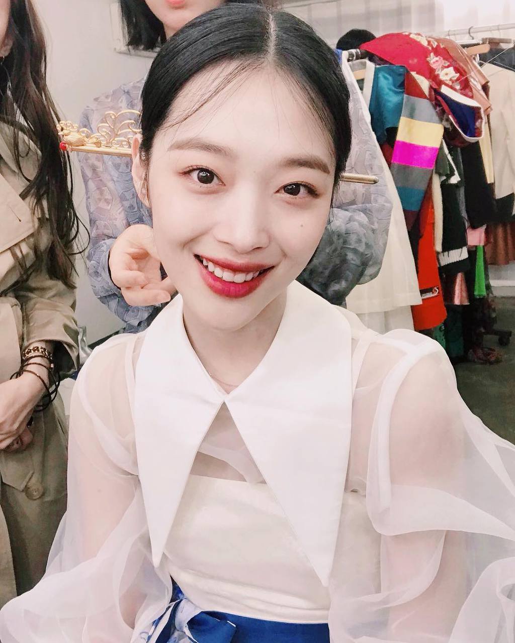 오늘자 설리 인스타 | 인스티즈
