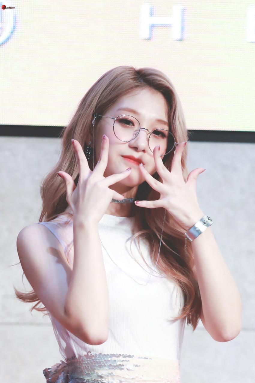 프로미스나인 이서연 | 인스티즈
