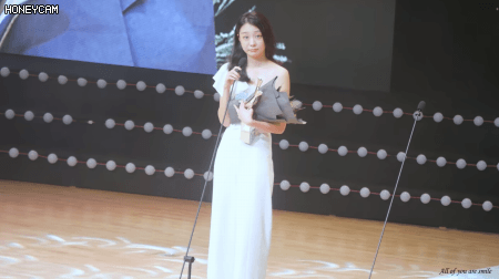 부일영화상 배우 김다미 직캠 짤.gif | 인스티즈