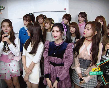 뮤직뱅크 아이즈원 데뷔 인터뷰 gif | 인스티즈