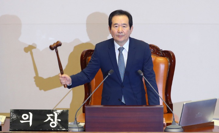 [1년] 박근혜 탄핵소추안 가결 | 인스티즈