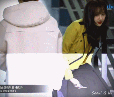 에이프릴 나은 서공예 졸업식 gif | 인스티즈