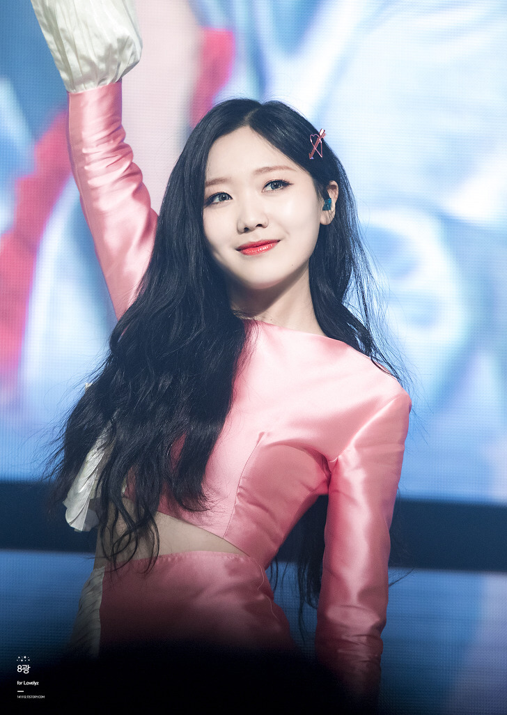 [러블리즈] 이따가 머리하러 갈 때 옆머리는 6mm로 해달라고 할거라서 수정이 | 인스티즈