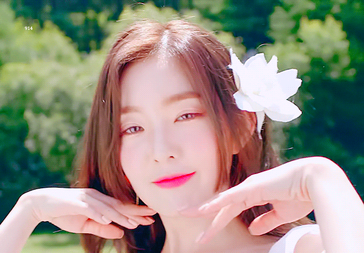 꽃을 단 아이린.gif | 인스티즈
