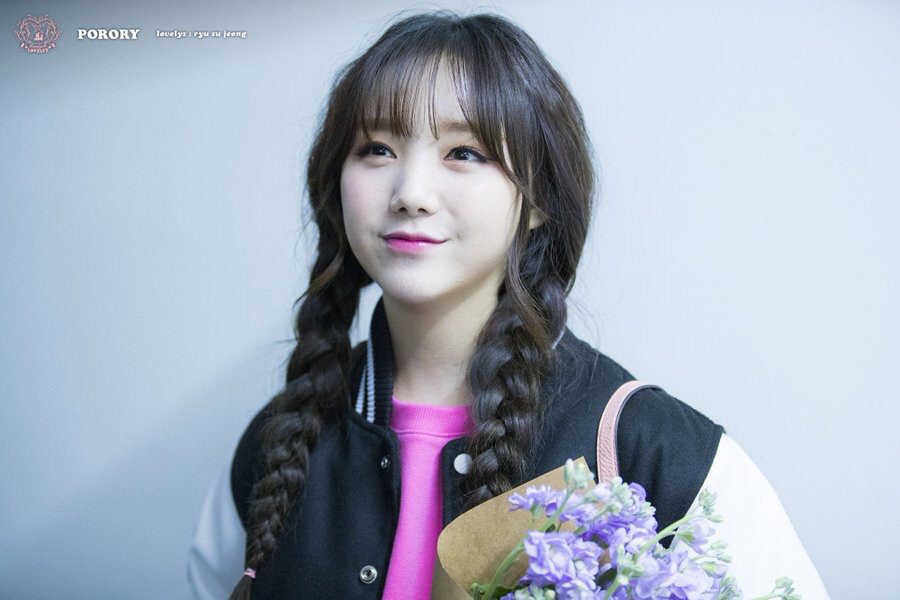 [러블리즈] 졸업하기 위해서는 보고서를 써야해서 케이 | 인스티즈