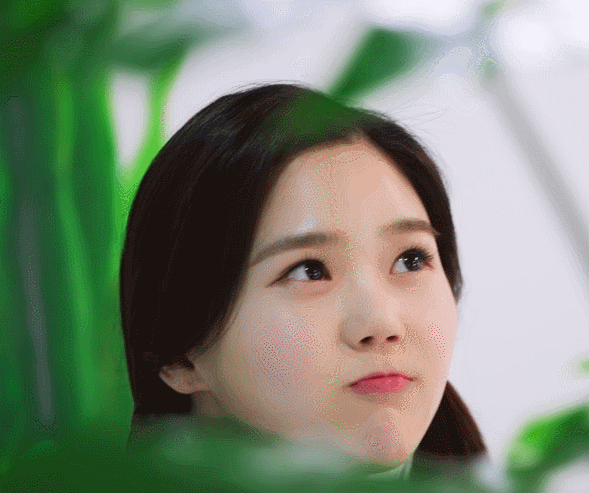 오마이걸 바나나 알러지 원숭이 자켓촬영 비하인드.gif | 인스티즈